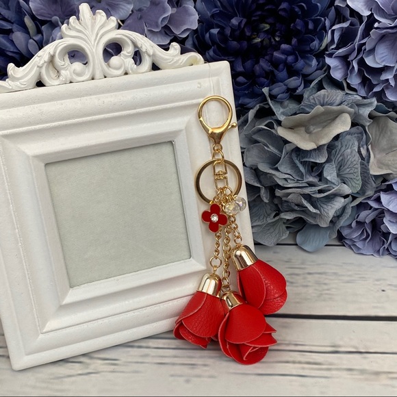 Red Triple Rose Keychain Charm - Picture 2 of 12
